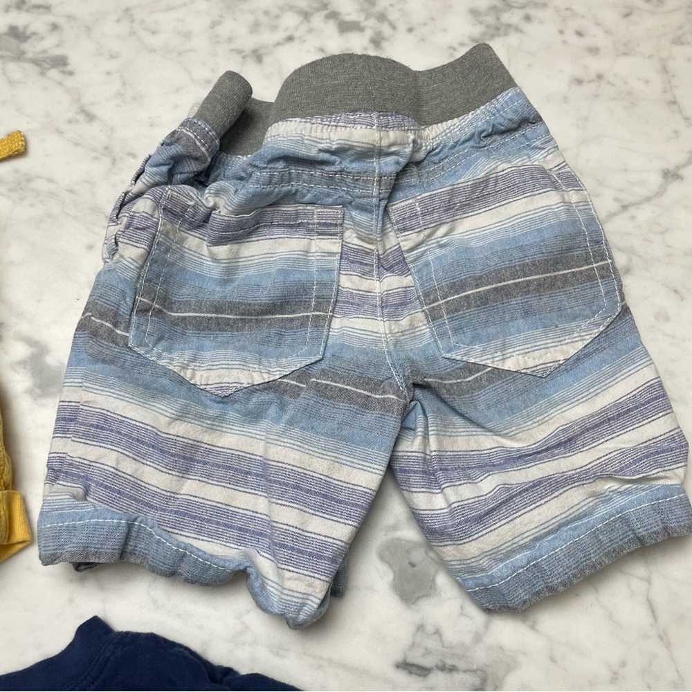 Carter's Old Navy Cherokee Dinosaur T-Shirt Shorts Bundle - Picture 11 of 11